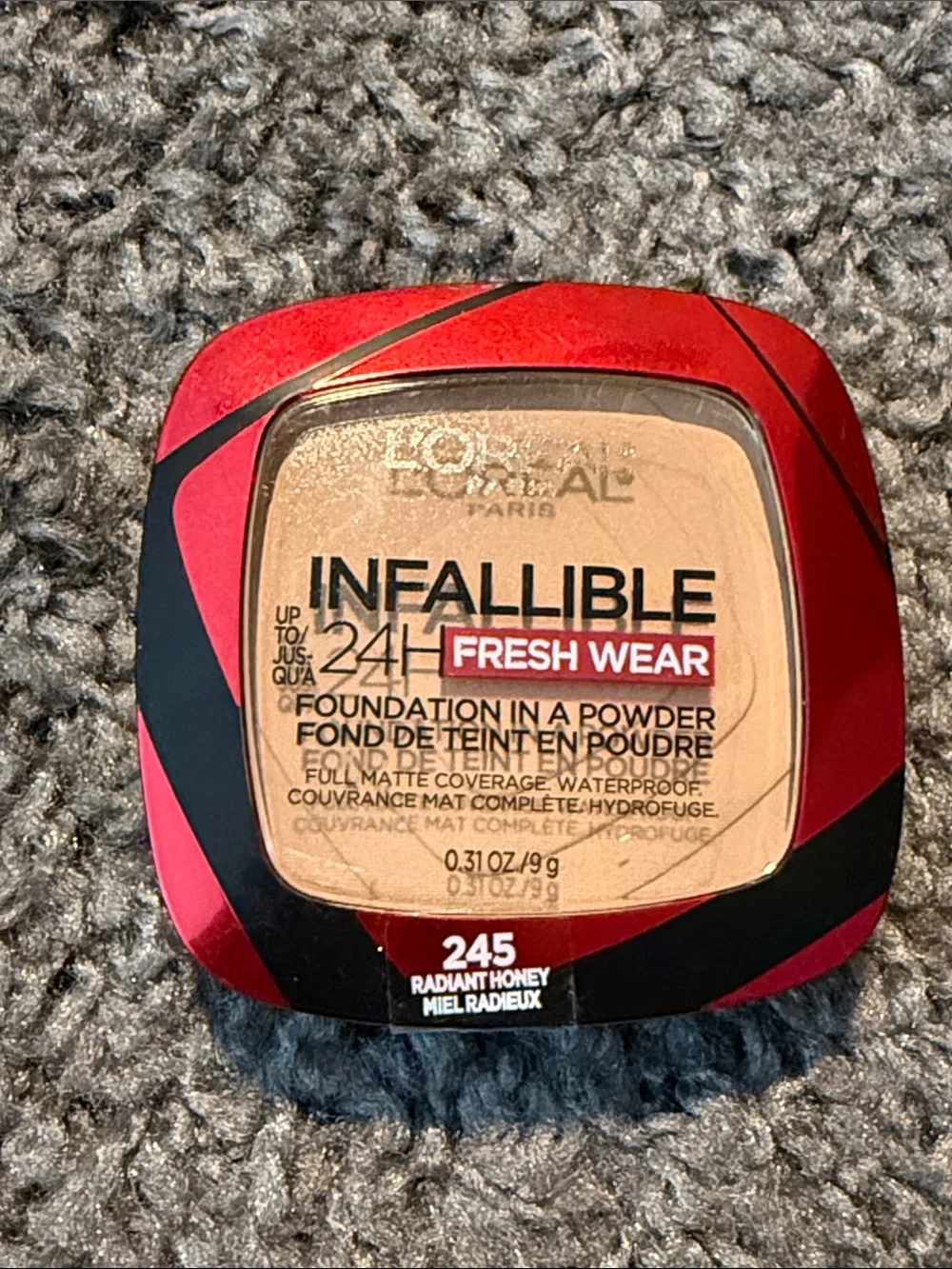 L'Oreal Infallible Fresh Wear Powder Foundation - 245 Radiant Honey